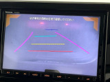 【バックカメラ】駐車時に後方がリアルタイム映像で確認できます。大型商業施設や立体駐車場での駐車時や、夜間のバック時に大活躍!運転スキルに関わらず、今や必須となった装備のひとつです!
