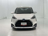 大きすぎず、小さすぎず、運転もしやすくシートアレンジも多彩で、どの世代の方にも気に入っていただけるお車です♪