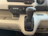 弊社担当者が「清潔に保たれていたお車だけ」を厳選。更に専任スタッフの手により商品化しております。相場感だけのプライスは掲げておりません。その答えは現車をご確認いただければ納得していただけるはずです