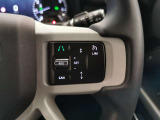 【アダプティブクルーズコントロール】全車速対応のACCやブラインドスポット、レーンキープアシスト機能などを搭載します。ステアリングホイールヒーターも搭載されているタイプになります。