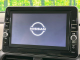 【純正9型ナビ】人気の純正ナビを装備しております。ナビの使いやすさはもちろん、オーディオ機能も充実!キャンプや旅行はもちろん、通勤や買い物など普段のドライブも楽しくなるはず♪