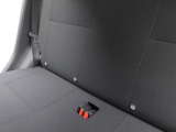 当社では全車、納車前にサービス工場で12ヶ月点検相当の整備を実施しております。そこで確認された不具合箇所は修理しておりますのでご安心下さい。