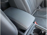 Audi正規ディーラーが高品質をお約束。高度な訓練・教育を受けたAudi専任メカニックが、100項目にもおよぶ精密な点検を実施。すべてクリアしたAudi車だけ、あなたのお手元に届けられるのです