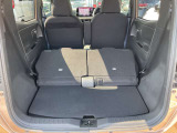 シートを倒してフルフラットに、長い荷物も楽々積み込めます。