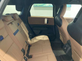 MINIを熟知したメカニックによる、360度での納車前点検。ドイツ本国と同様の教育・訓練を受けたBMW専門のメカニックが、360度によるポイントを徹底的に点検、整備いたします。