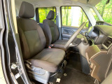 運転席シート廻りは使用感も少なく、良好な状態となっています。丁寧に使われていたことがよくわかりますね。