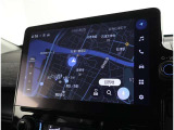 純正ナビを装備。タッチパネル式で使いやすく、お出かけもラクラクです。