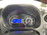 【スピードメーター】メーターがシンプルで見やすく運転しやすいですね!