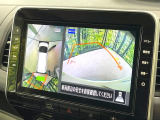 【アラウンドビューモニター】専用のカメラにより、上から見下ろしたような視点で360度クルマの周囲を確認することができます☆死角部分も確認しやすく、狭い場所での切り返しや駐車もスムーズに行えます。