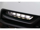 明るさとスタイルを強化するLEDフォグライトで道路を照らそう!