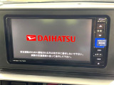 【純正ナビ】人気の純正ナビを装備しております。ナビの使いやすさはもちろん、オーディオ機能も充実!キャンプや旅行はもちろん、通勤や買い物など普段のドライブも楽しくなるはず♪