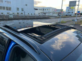 サンルーフ標準装備