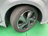 タイヤサイズは205/50R17純正アルミホイール付き!(夏タイヤ装着)冬タイヤ、ホイール注文も承っております☆