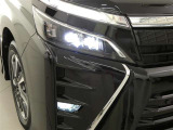 LEDヘッドライトです。デザイン性がよくとても明るいので、夜間の走行や悪天候でも安心です。しかも長寿命!