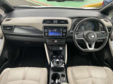 ドライバーのかたと助手席のかたが座るシートです。実際お座りいただくのが、分かりやすいと思います。お気軽にご来店ください!