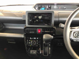 温度を設定すれば、自動で車内の温度管理をしてくれる優れものです♪ATミッションで運転楽々