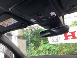 Hondaセンシング搭載!ミリ波レーダーと単眼カメラで、クルマの前方の状況を認識。ブレーキやステアリングの制御技術と協調し、安心・快適な運転や事故回避を支援する先進のシステムです!