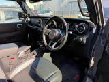 車高が高く見晴らしよく、運転して頂けます。