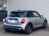 1.5Lディーゼル車で低燃費です。