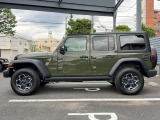 台形のホイールハウスもJeepの特徴。横から見てもJeepだとわかりますね!