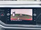 リアビューカメラを装備、狭い駐車場も安心です。