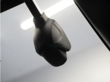 ◆ドライブレコーダー◆映像・音声などを記録する自動車用の装置です。 もしもの事故の際の記録はもちろん、旅行の際の思い出としてドライブの映像を楽しむことができます。