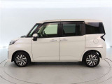 両側スライドドア付きだから、狭い駐車スペースなどでの 乗り降りラクラク!小さなお子さまのいるご家庭には嬉しい装備。