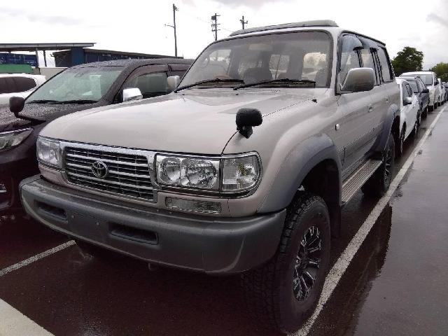 トヨタ ランドクルーザー80 