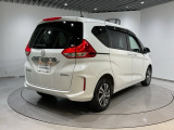 自動車保険・JAFも取り扱っております。また、お客様のご希望で保証延長(有償・一部の車種では取り扱いできません)もご準備しております。