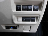 両側パワースライド装備です♪運転席から開け閉めの操作・ON/OFFの切替えも可能です♪