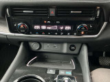フロントシートヒーター&ステアリングヒーター、ワイヤレス充電器装備☆