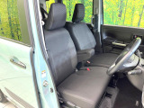 運転席シート廻りは使用感も少なく、良好な状態となっています。丁寧に使われていたことがよくわかりますね。