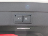 Audi正規ディーラーが高品質をお約束。高度な訓練・教育を受けたAudi専任メカニックが、100項目にもおよぶ精密な点検を実施。すべてクリアしたAudi車だけ、あなたのお手元に届けられるのです