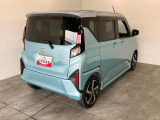 お客様にぴったりなおクルマをお選びいただけますように様々な展示車をご用意致しております!ダイハツの軽自動車だけではなく、他メーカー車やコンパクトカー・ミニバンなども数多く取り揃えております!