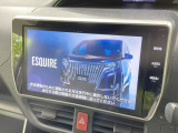 【10.5インチナビ】高級感とインパクトのある大画面ナビを装備。各種オーディオ操作はもちろん、スマホ連携もできる利便性の高いナビです♪