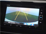 ◆バックカメラ◆リバースにするだけで映ります、後方の安全確認や、狭い駐車場での車庫入れ、雨の日や夜間など視界の悪い時に便利です!安全にバックする為には欠かせない装備です。