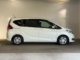 車検整備付きです。整備時にはエンジンオイル、オイルフィルター、ワイパーラバーなど、消耗品の交換も致します