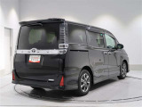 走りにこだわりながら収納力も持ち合わせたお車です。荷物を載せて軽快なドライブを楽しめますよ♪