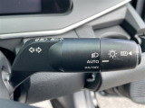 【オートライト】は、付け忘れや消し忘れを防ぐことができます。高速道路などのトンネルなどにも役立ちます♪