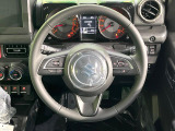 【純正革巻きステアリング】上質な革を使用することで、手にしっかり馴染みとても運転しやすいハンドルです♪
