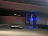 ETC車載器のお写真です。高速道路など、有料道路を通過する際には大変便利な装備ですね♪