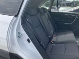 ゆとりある広々とした車内空間は、ドライブを始め買い物やレジャーなど、幅広く活躍します。一人でもみんなとでもお出かけを楽しみましょう!