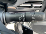 【オートライト】は、付け忘れや消し忘れを防ぐことができます。高速道路などのトンネルなどにも役立ちます♪