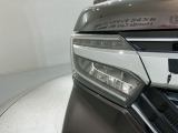LEDヘッドライトは、点灯の瞬間から最大光量を発揮し、突然暗くなるトンネルなどでの安定感を高めます。