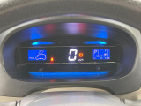 ★当社ネクステージはメーターの交換および改ざん車の仕入は一切行っておりません!ご安心ください★【左右独立型フルオートエアコン】運転席と助手席でそれぞれお好みの温度に設定可能。同乗者にも配慮した、快適