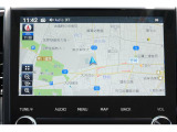 パナソニック製メモリーナビ装備!!TV視聴(フルセグ対応)やCD、DVD再生の 、Bluetoothにも対応しています。