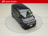 両側パワースライドドア付きだから、狭い駐車スペースなどでの乗り降りラクラク♪小さなお子さまのいるご家庭には嬉しい装備です。