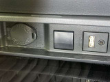 シガーソケット用の充電器が使用可能です!
