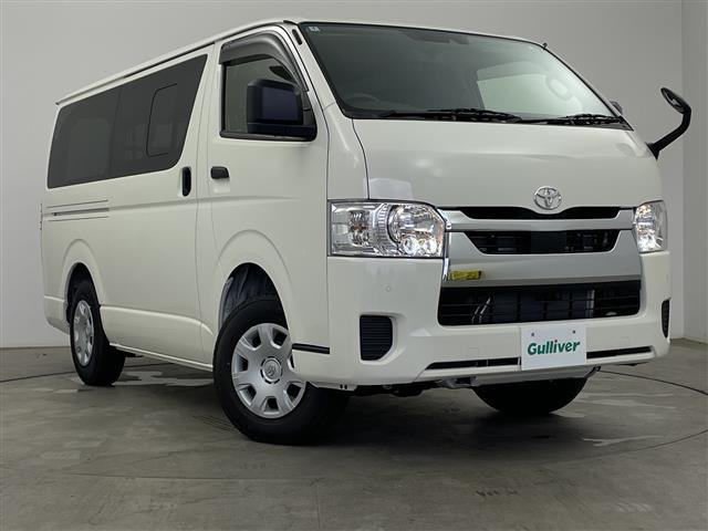 トヨタ ハイエースバン 