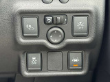 最近はほんとに安全装備は必須ですよね!こちらのお車にも衝突被害軽減ブレーキ、踏み間違い防止装置、車線逸脱警報付いてます!安全運転を心がけ、ノートePOWERニスモと一緒に素敵なカーライフをお楽しみください★